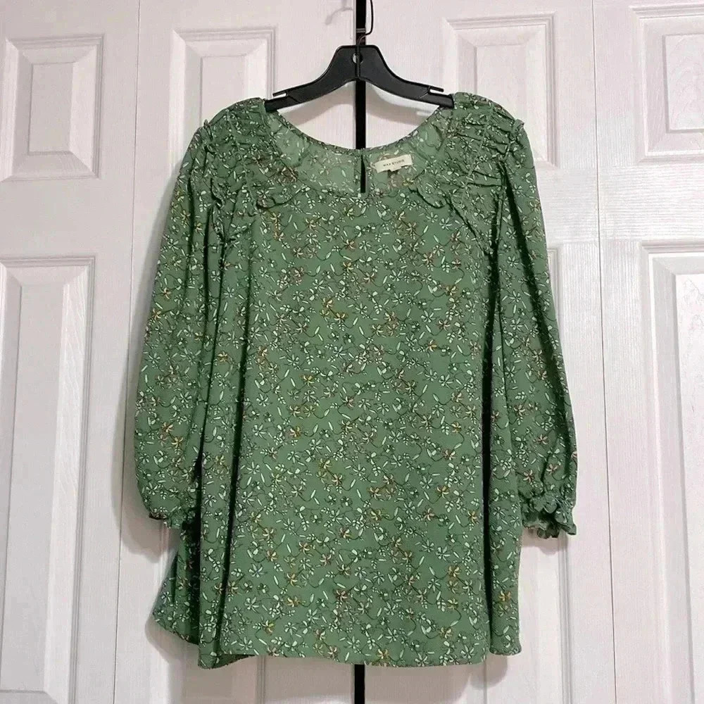 Max Studio womans green floral smock top blouse shirt